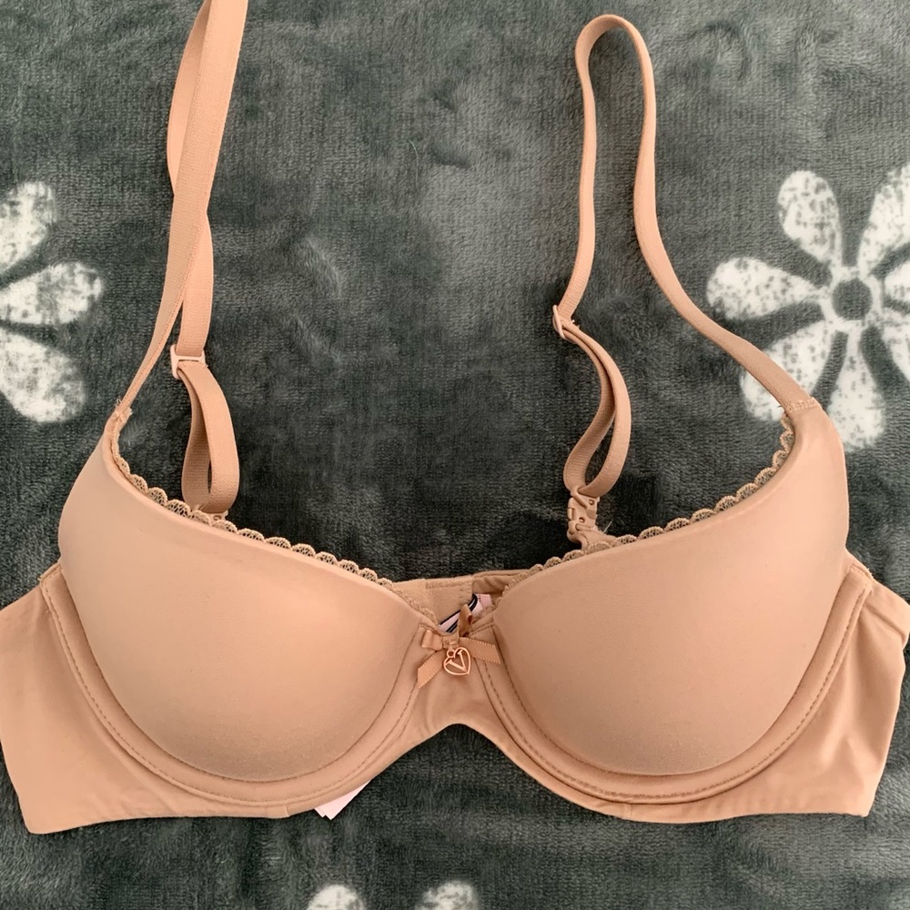 BODY BY VICTORIA Lightly-Lined Smooth Demi Bra 32B Praline underwire